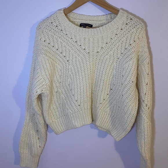 Kendall & Kylie sweater - Picture 1 of 3